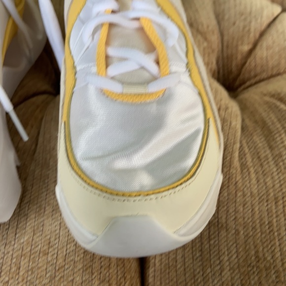 Nike sneakers - Picture 2 of 8